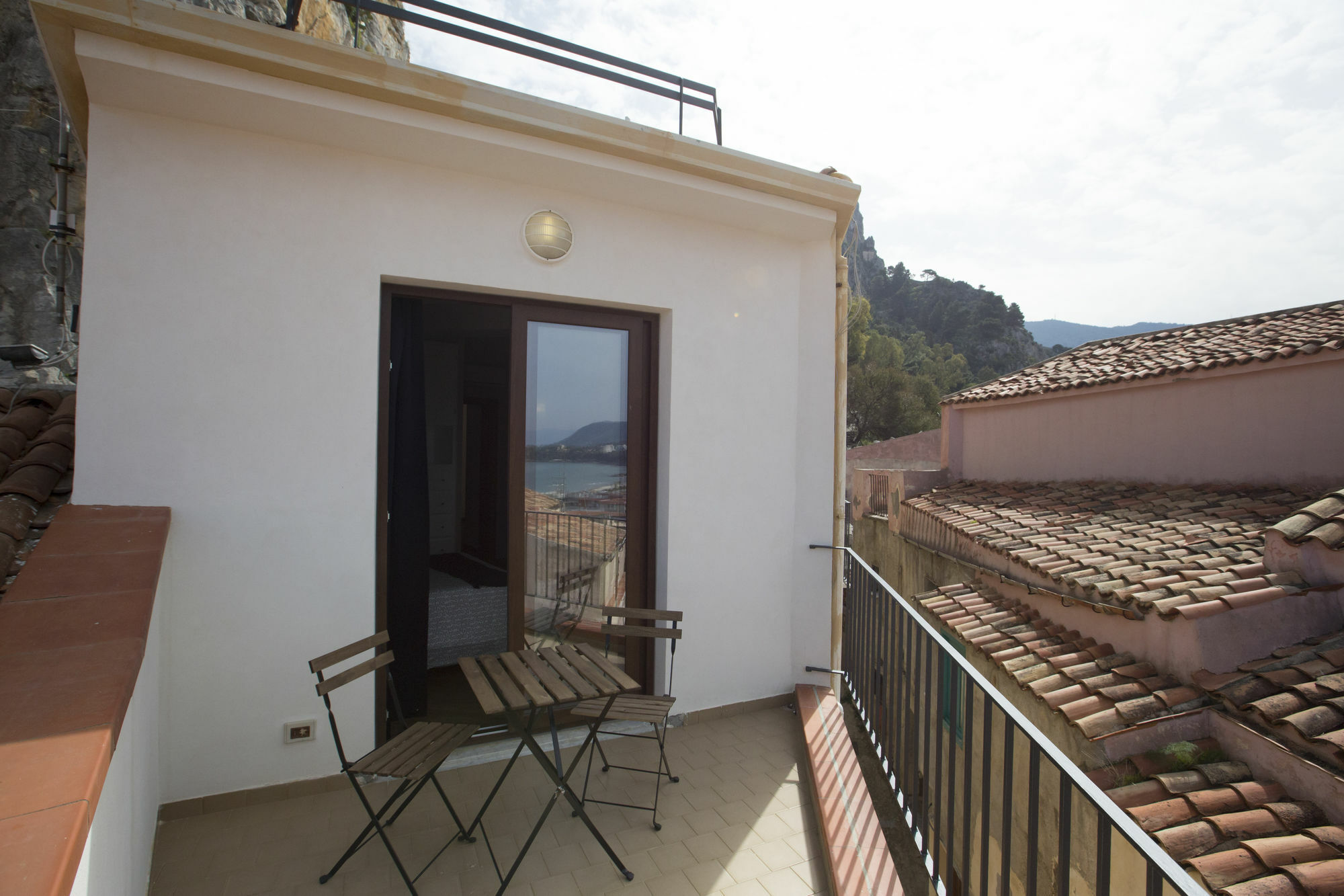 Terrazza Sotto La Rocca Cefalu