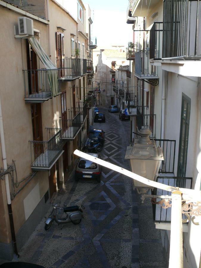 Casa Adriana In Via Spinuzza Cefalu