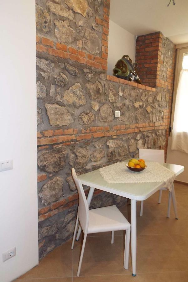 Studio And Cefalu