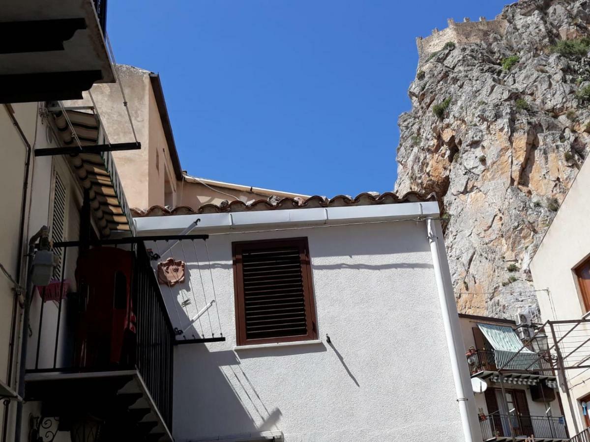 La Casetta Della Rocca Apartment