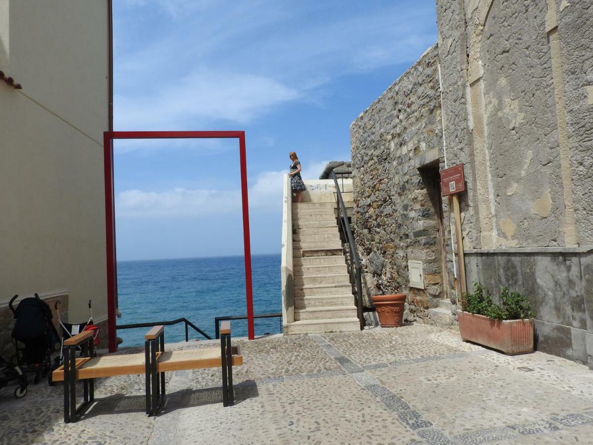 Terrazza Piazzetta Piazza Francesco Crispi Cefalù