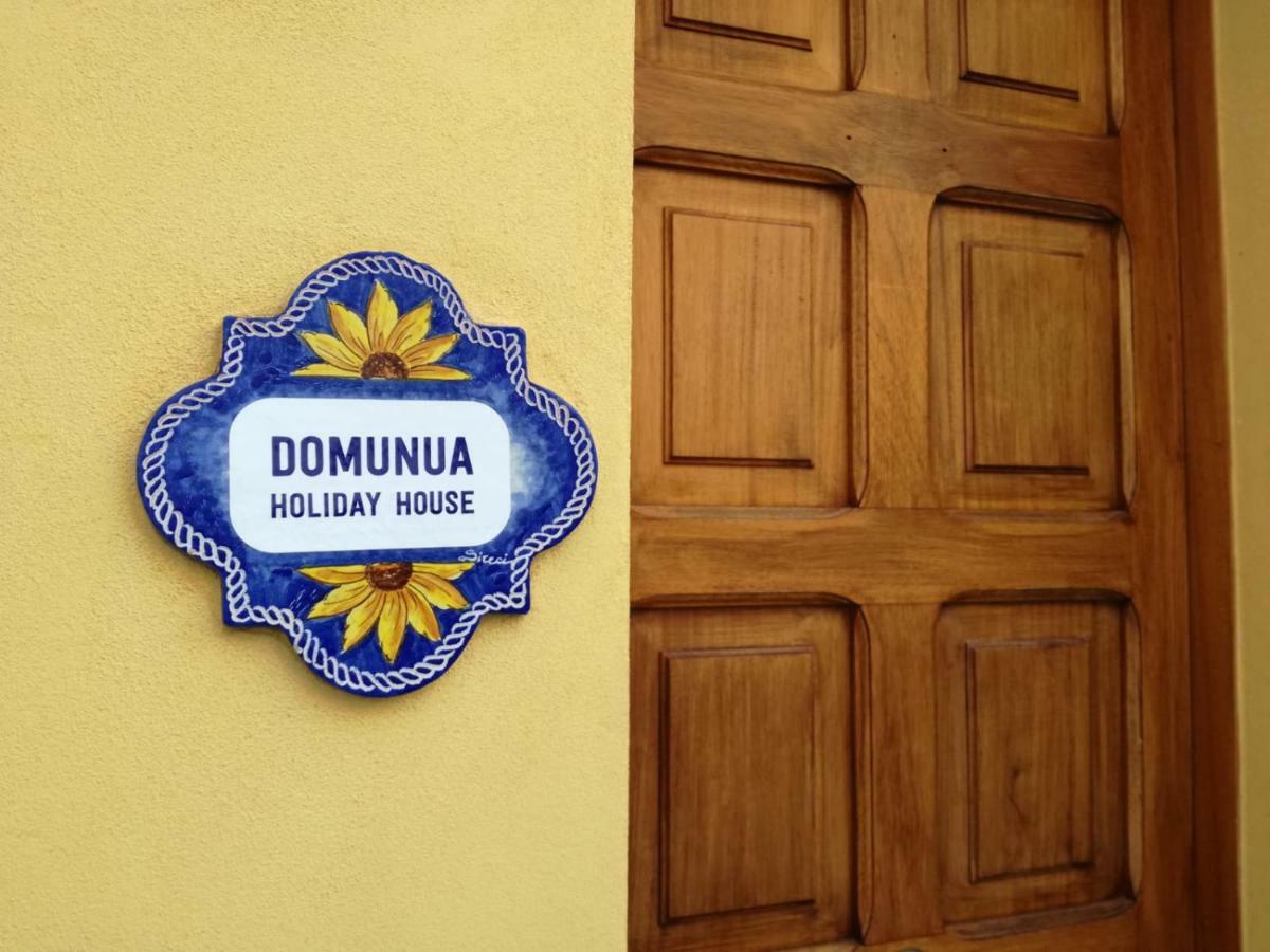 Domunua House *