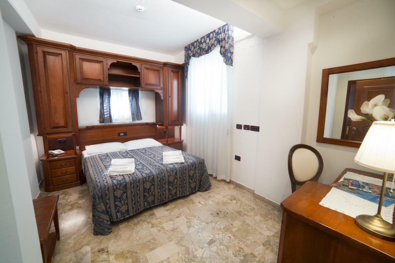 La Giara Hotel 3*