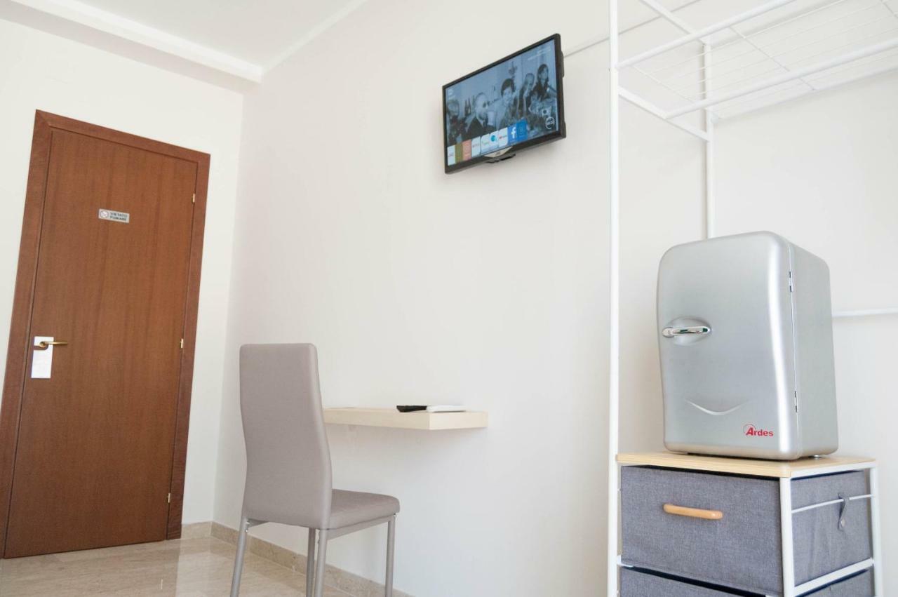 Hycarus Bed & Breakfast 3*
