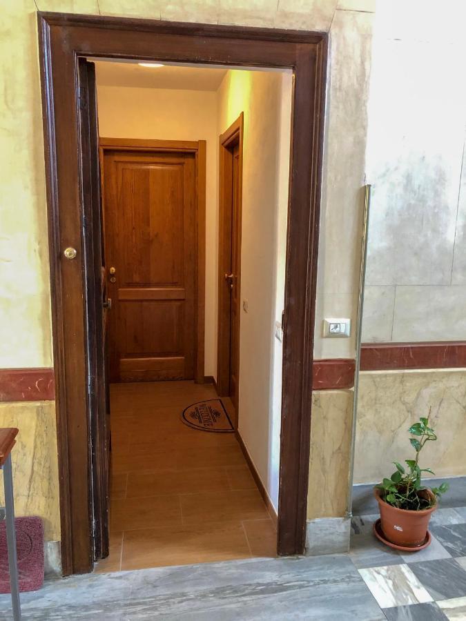 Royal - Center * Cefalu