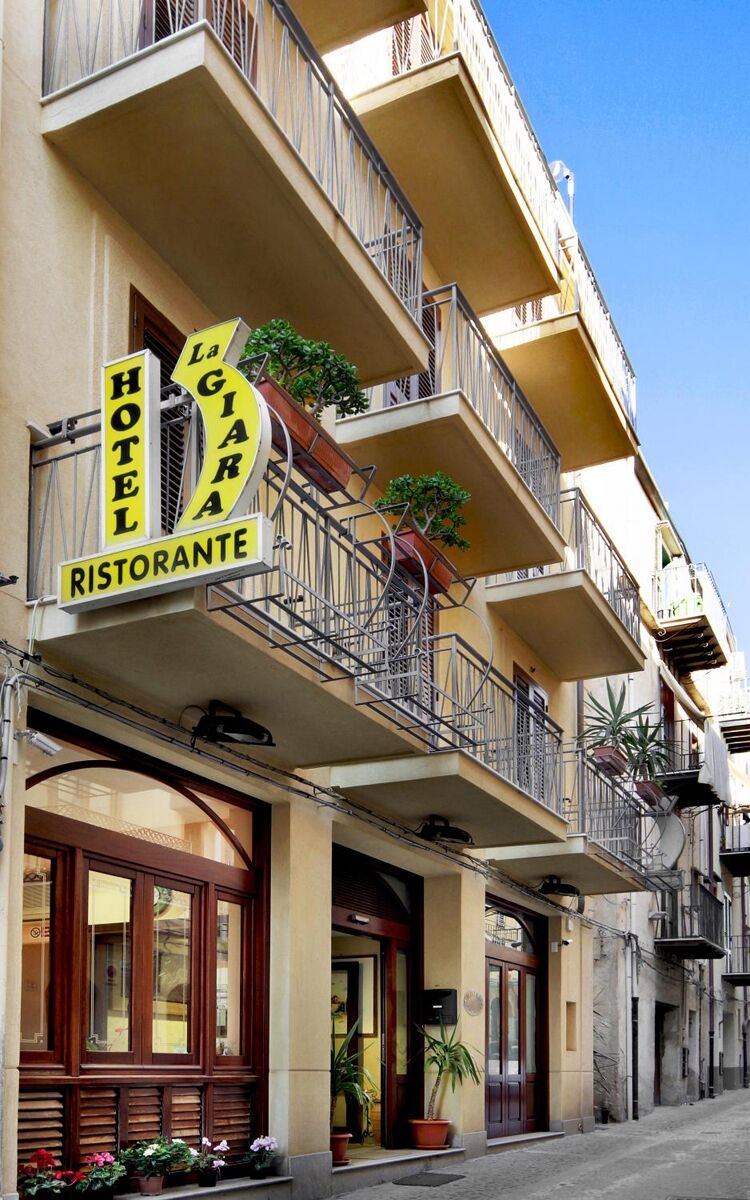 Hotel La Giara Cefalu