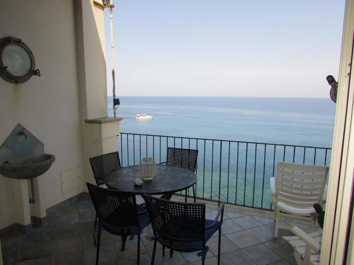Apartment Terrazza Lara By Vacation Service Cefalu