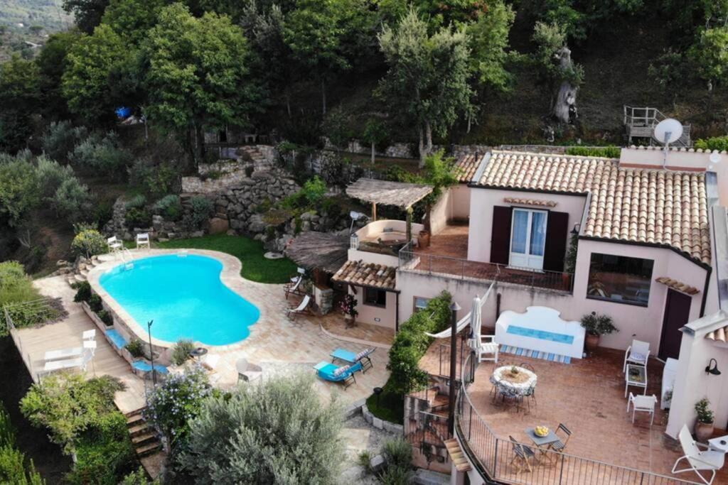 Cipressi Villa *